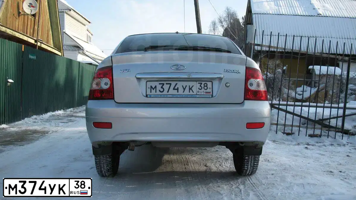 Фото автомобиля LADA PRIORA, 2010 — госномер О107АС10. Цвет: СВЕТЛО-СЕРЕБРИСТЫЙ МЕТАЛЛ