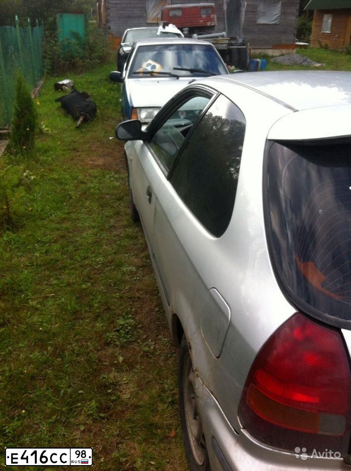 Фото автомобиля HONDA CIVIC, 1998 — госномер Р055ВВ761. Цвет: СЕРЕБРИСТЫЙ