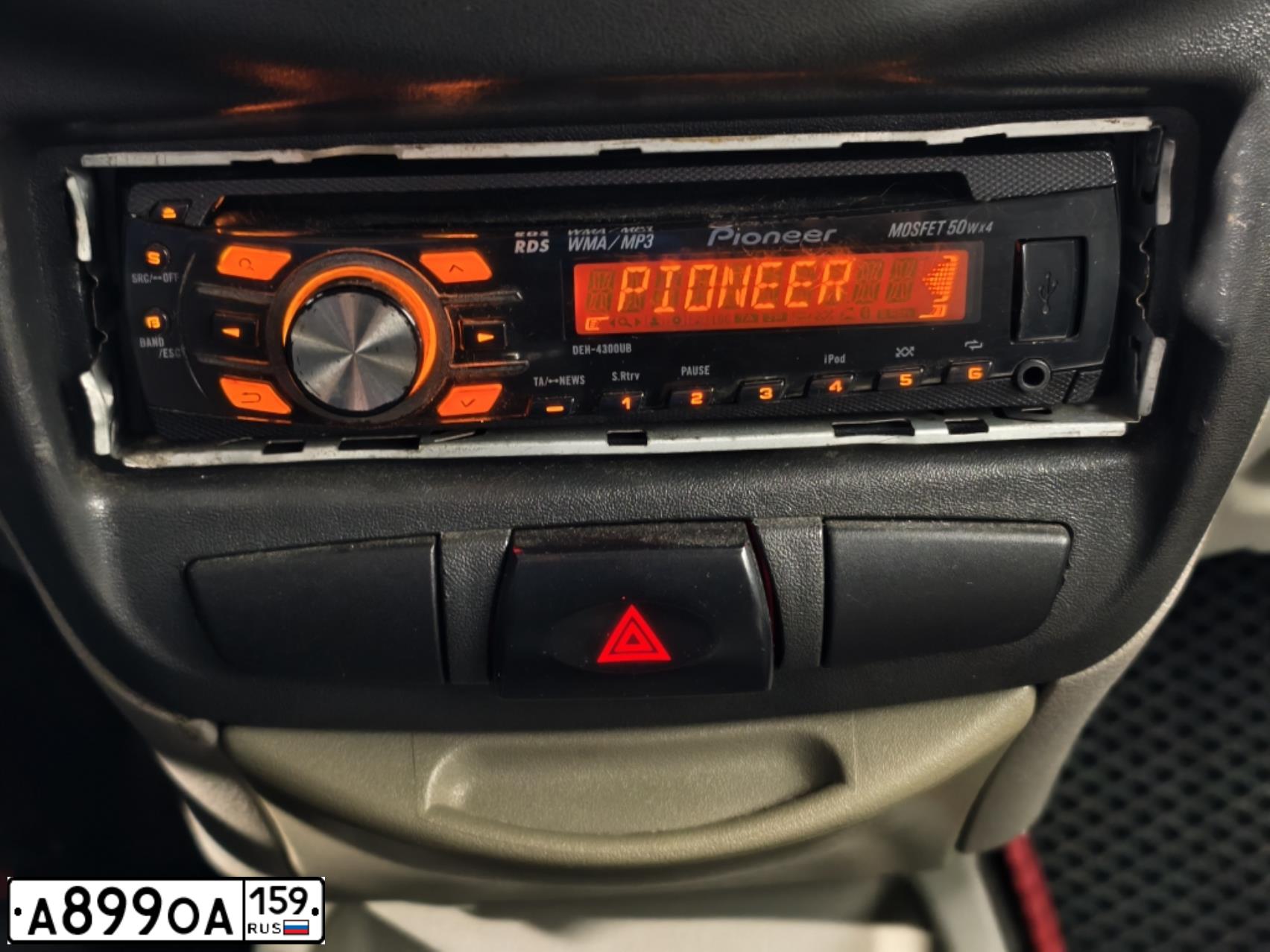 Фото автомобиля LADA 1117 KALINA, 2011 — госномер Н193УУ46. Цвет: Сине-Черный