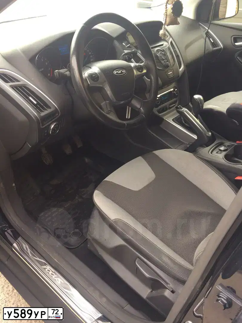 Фото автомобиля FORD D FOCUS, 2013 — госномер У589УР72. Цвет: ЧЕРНЫЙ