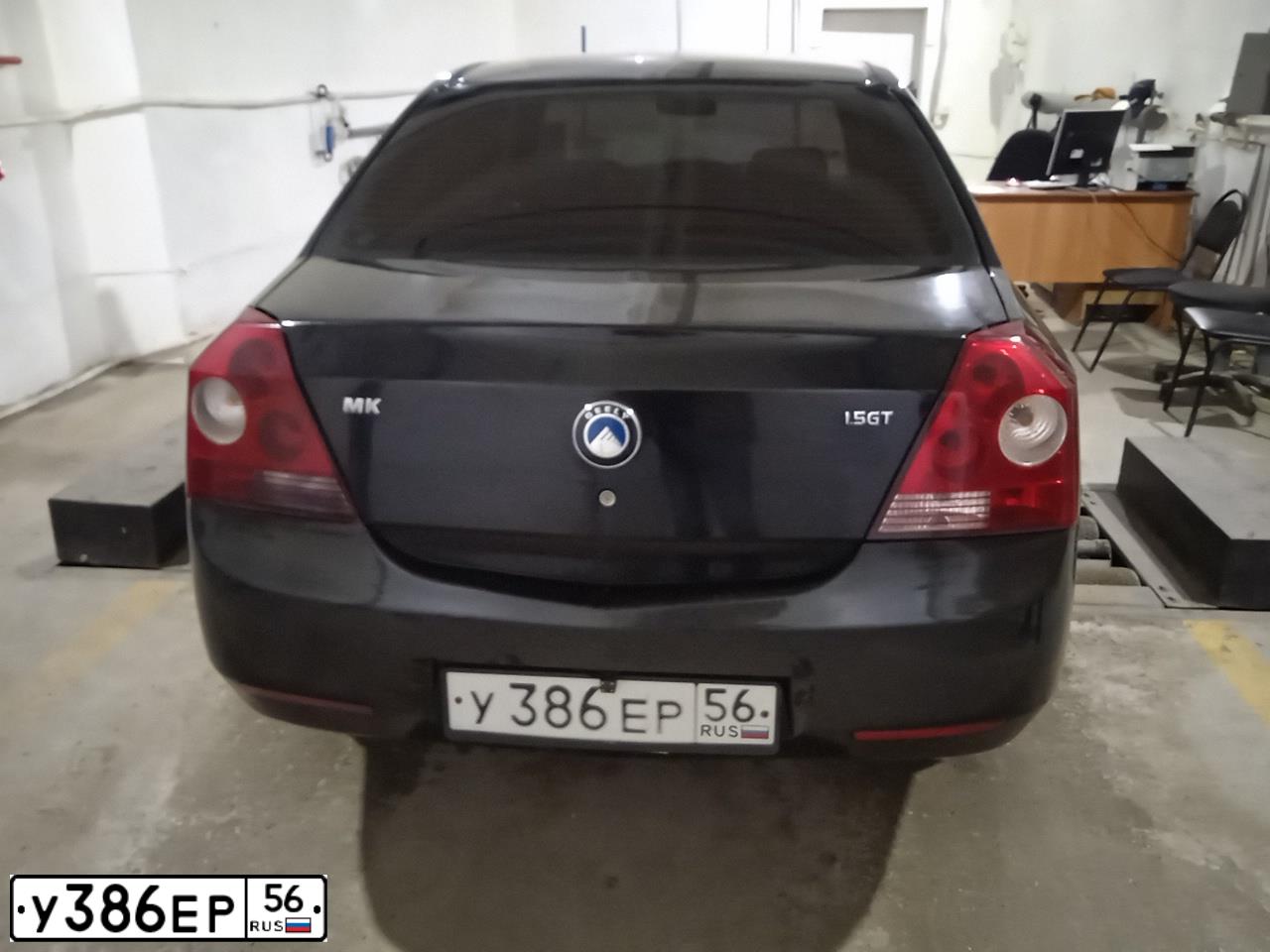 Фото автомобиля GEELY MK, 2013 — госномер А959УО156. Цвет: ЧЕРНЫЙ