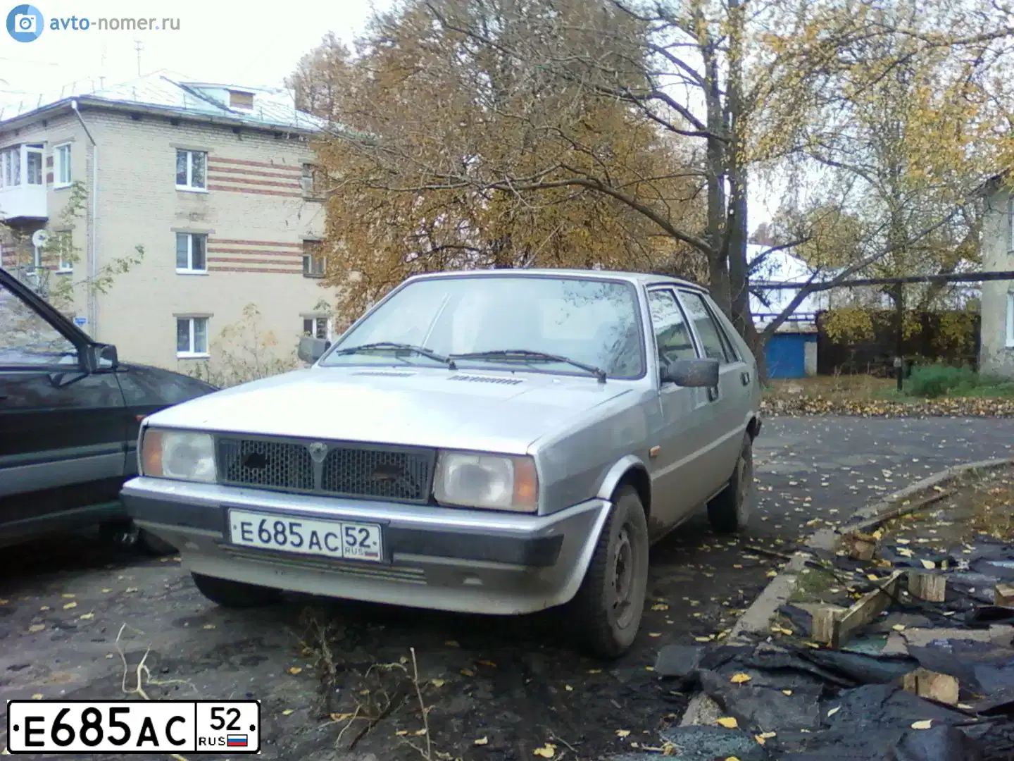 Фото автомобиля ФИАТЛЯНЧАДЕЛЬТА, 1984 — госномер А129МР52. Цвет: СВЕТЛО-СЕРЫЙ