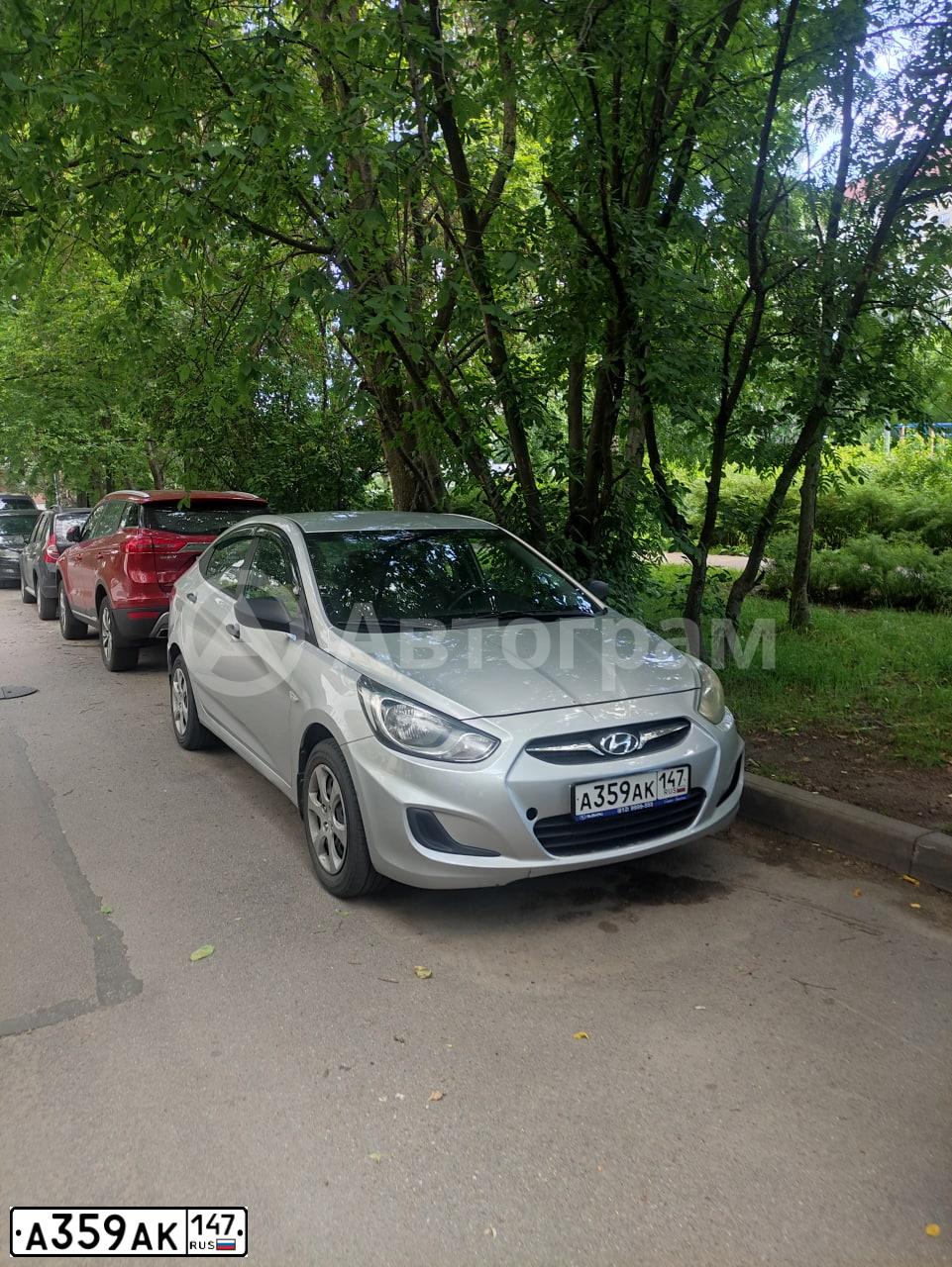 Фото автомобиля HYUNDAI SOLARIS, 2011 — госномер М988РМ198