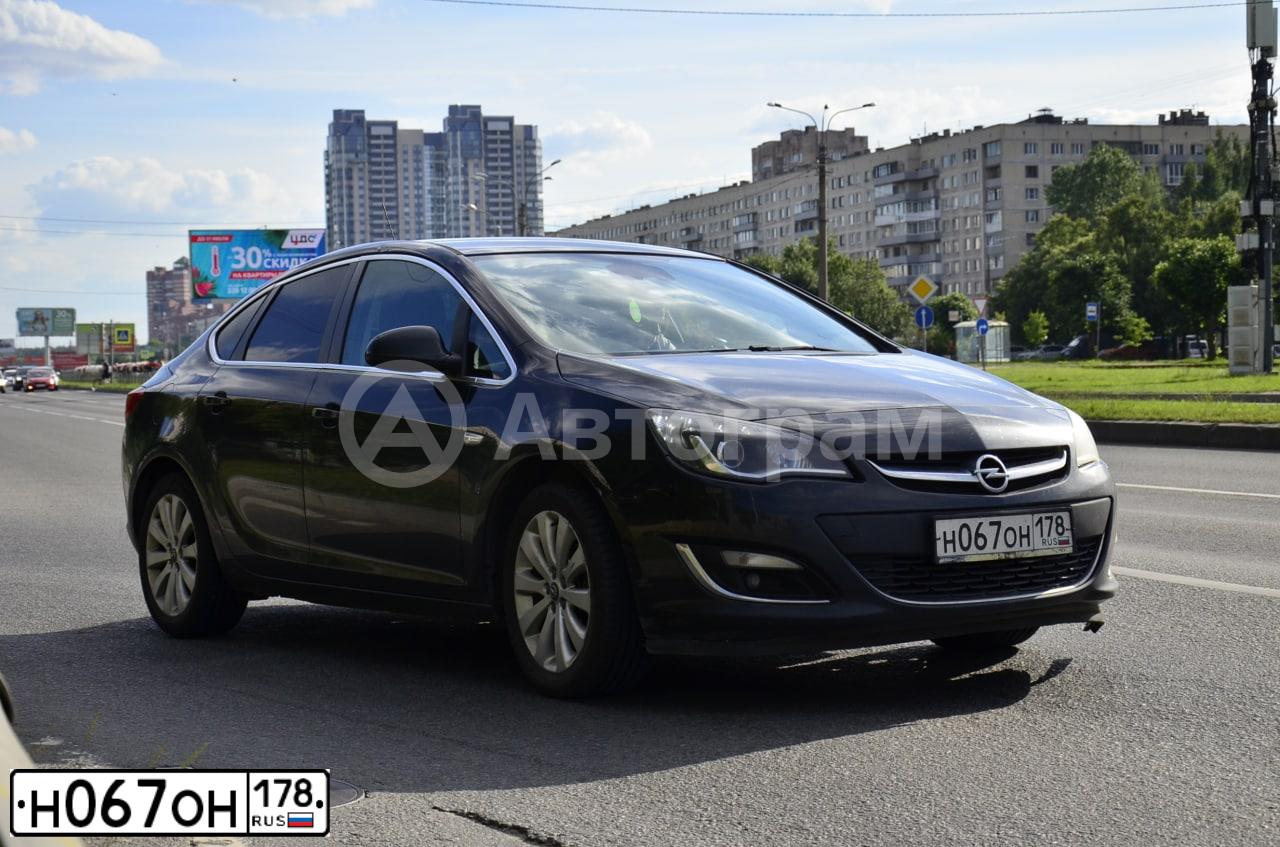 Фото автомобиля OPEL ASTRA, 2012 — госномер Н067ОН178. Цвет: ЧЕРНЫЙ