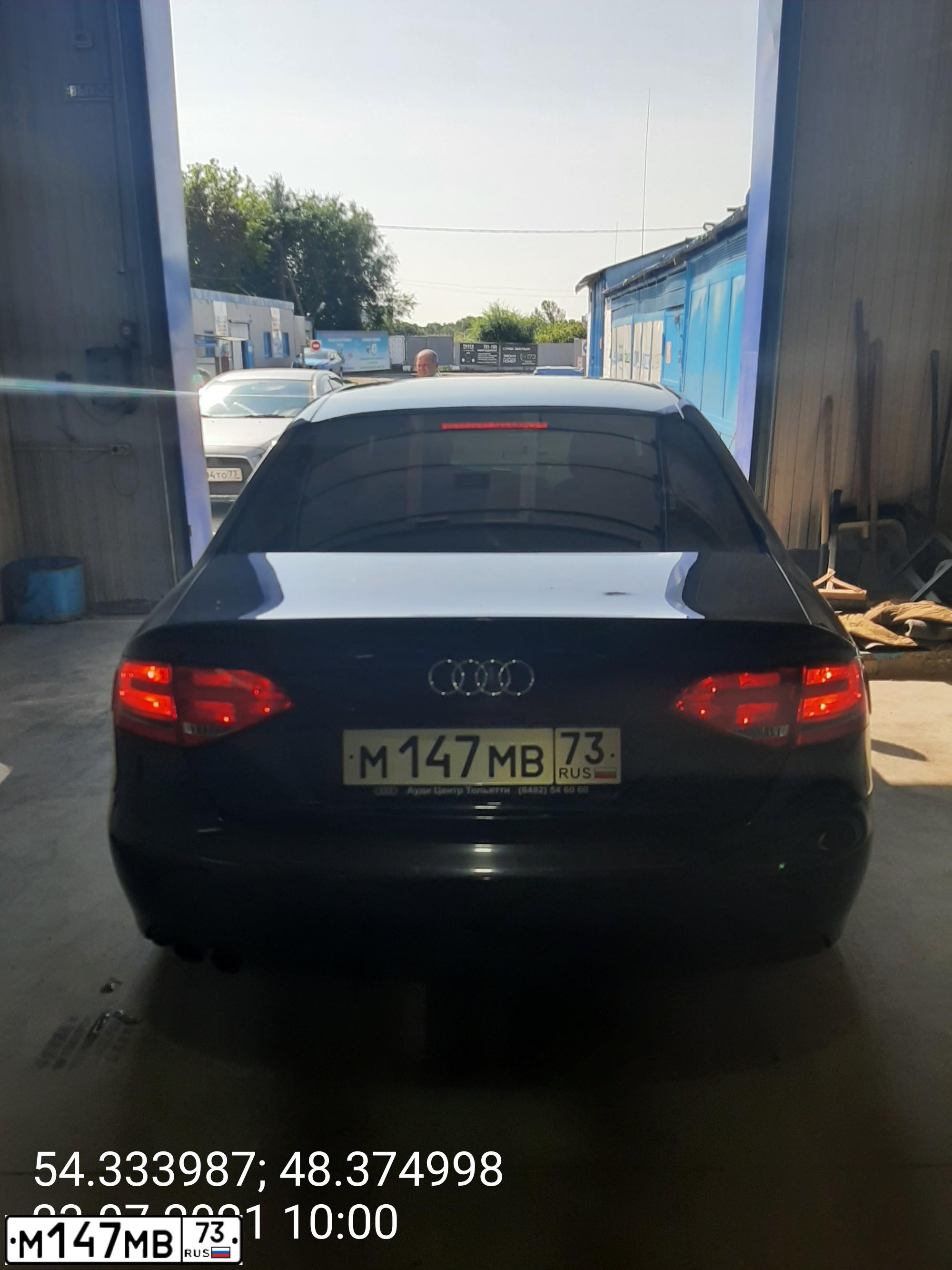 Фото автомобиля AUDI A4, 2011 — госномер М147МВ73. Цвет: ЧЕРНЫЙ