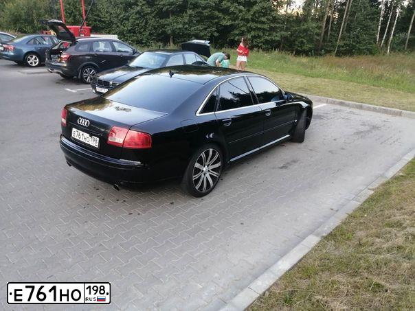 Фото автомобиля AUDI A8, 2003 — госномер Е761НО198. Цвет: ЧЕРНЫЙ