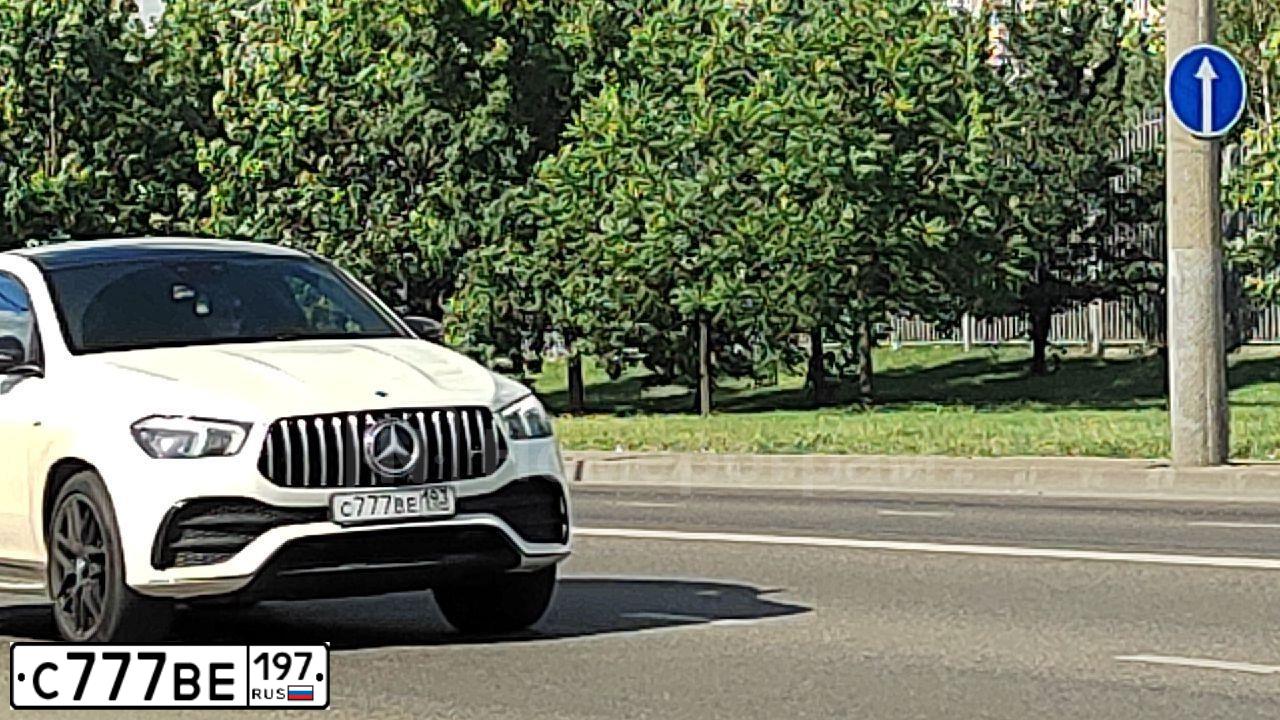 Фото автомобиля AUDI A4, 2014 — госномер С778ВЕ197. Цвет: ЧЕРНЫЙ