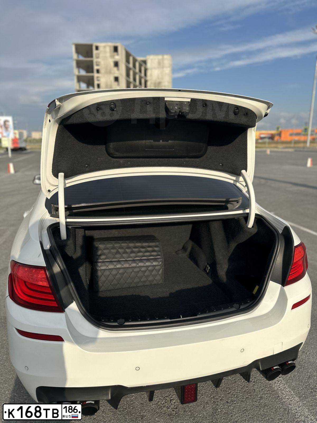 Фото автомобиля BMW SERIE 5 GT, 2012 — госномер К168ТВ186. Цвет: Белый
