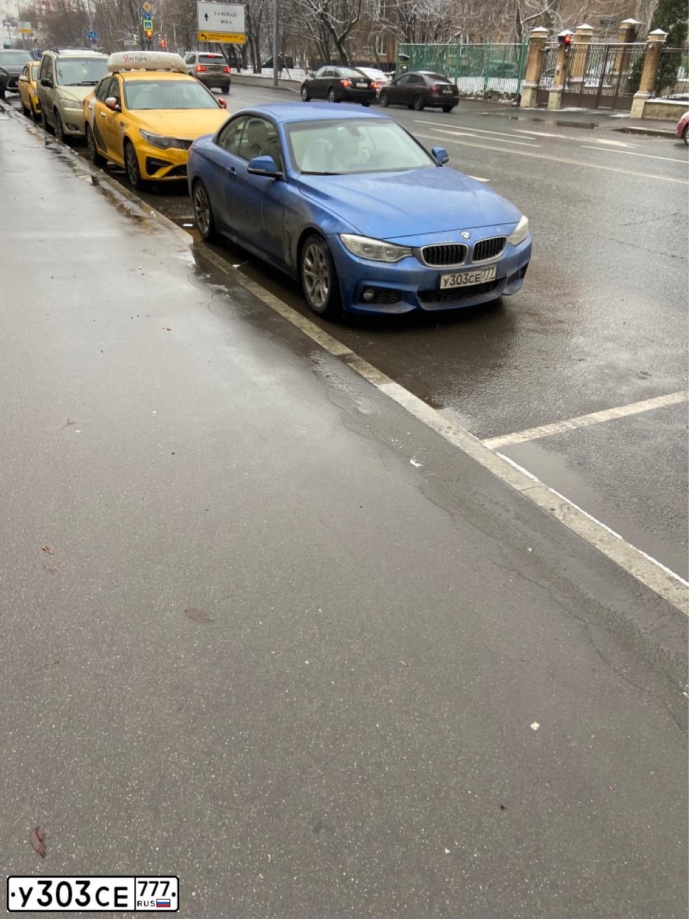 Фото автомобиля BMW 4 SERIES, 2016 — госномер Р007ОК40. Цвет: синий