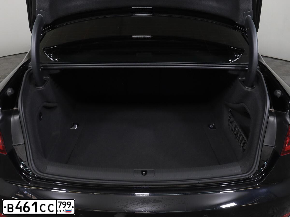Фото автомобиля AUDI A4, 2019 — госномер Н079СТ15. Цвет: ЧЕРНЫЙ