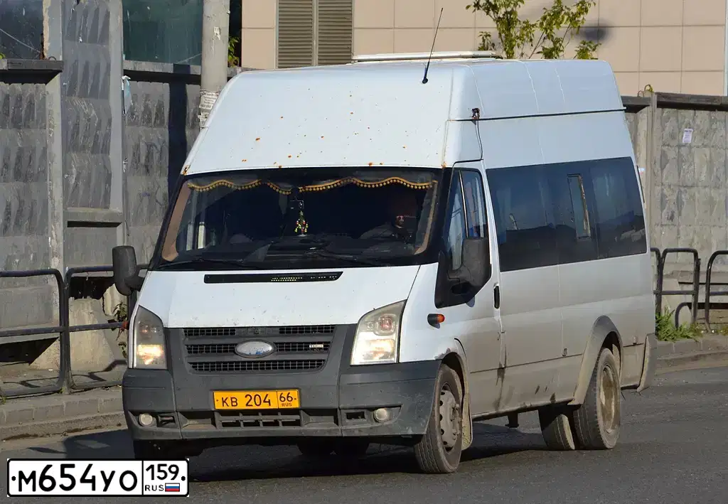 Фото автомобиля FORD TRANSIT, 2008 — госномер Р629ВУ159. Цвет: Белый