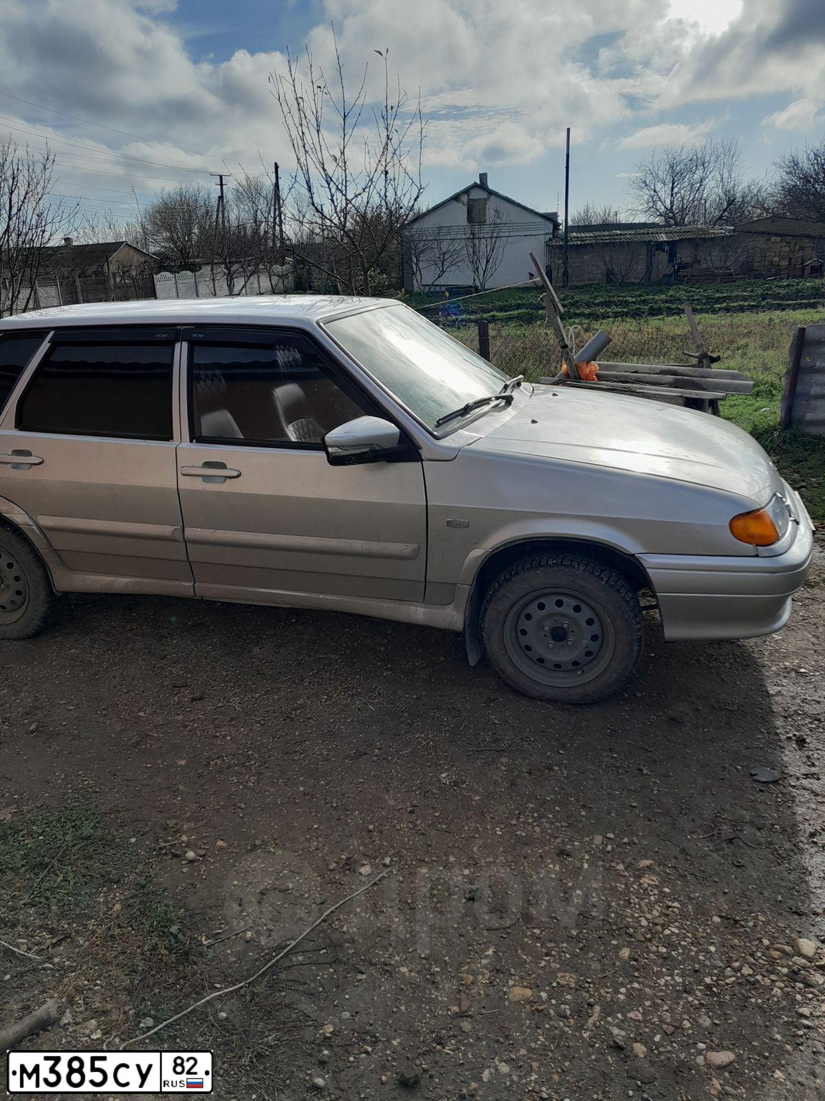 Фото автомобиля LADA 2114 SAMARA, 2004 — госномер М385СУ82. Цвет: СВЕТЛО-СЕРЕБ МЕТАЛЛ