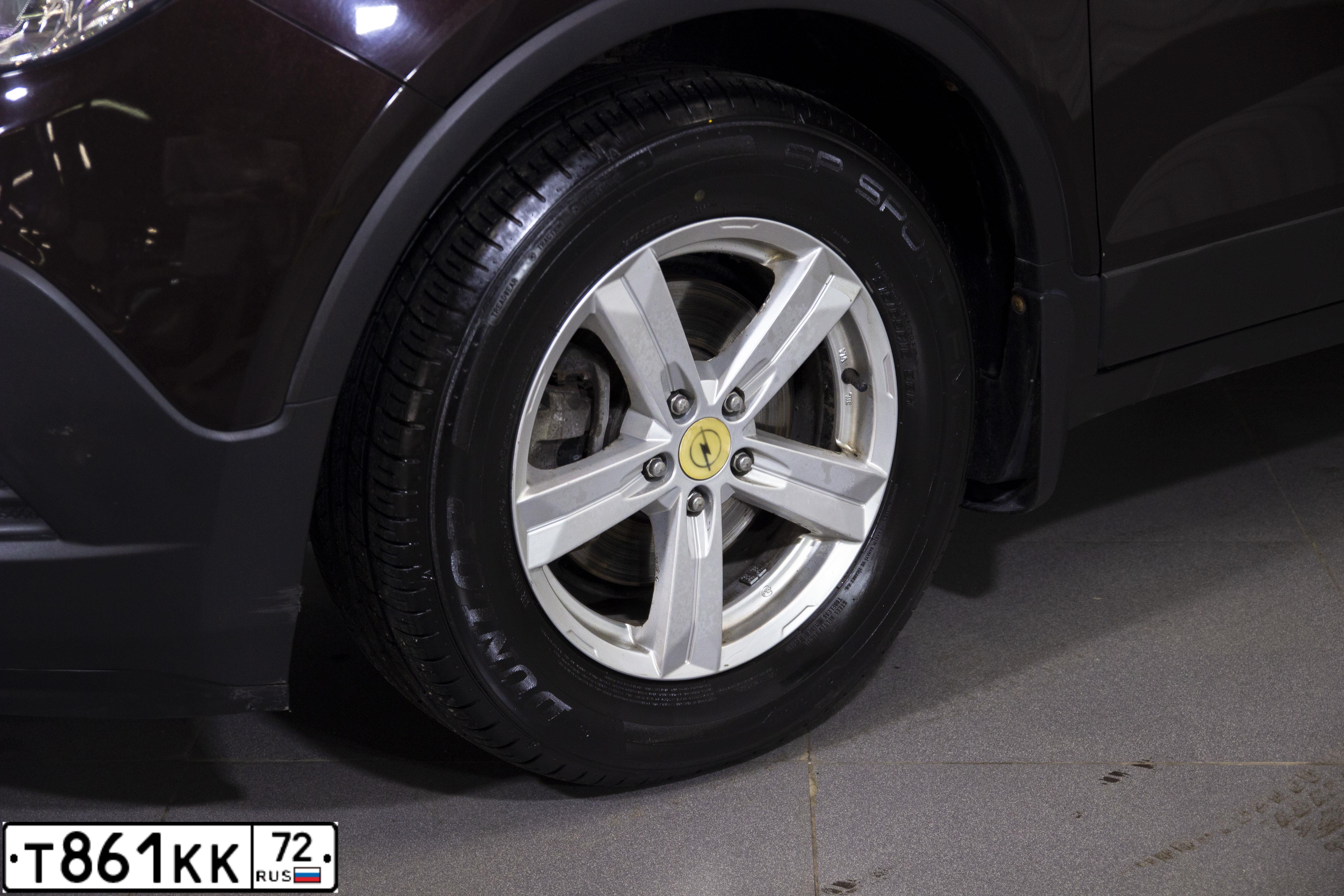 Фото автомобиля OPEL MOKKA, 2012 — госномер А007ХУ72. Цвет: Коричневый