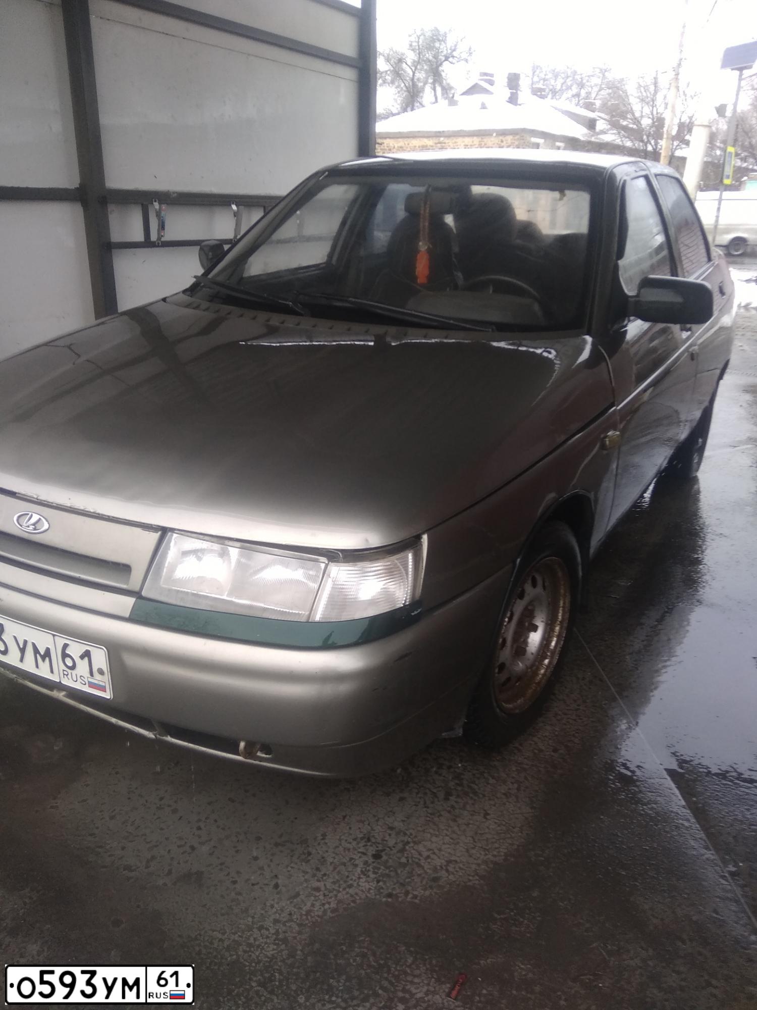 Фото автомобиля LADA 2110 LADA, 1999 — госномер О593УМ61. Цвет: СЕРЕБРИСТЫЙ СЕРО-ЗЕЛЕНЫЙ