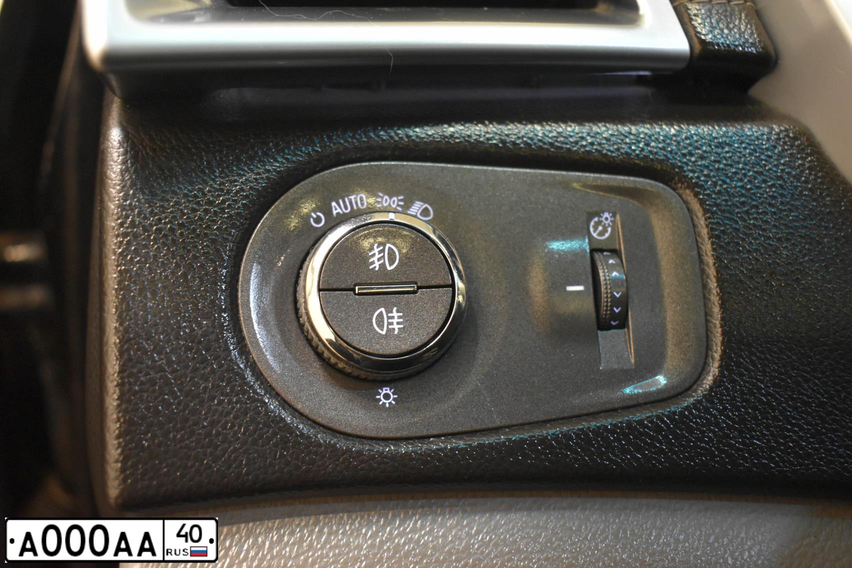 Фото автомобиля OPEL ANTARA, 2010 — госномер К956ВХ799. Цвет: ЧЕРНЫЙ