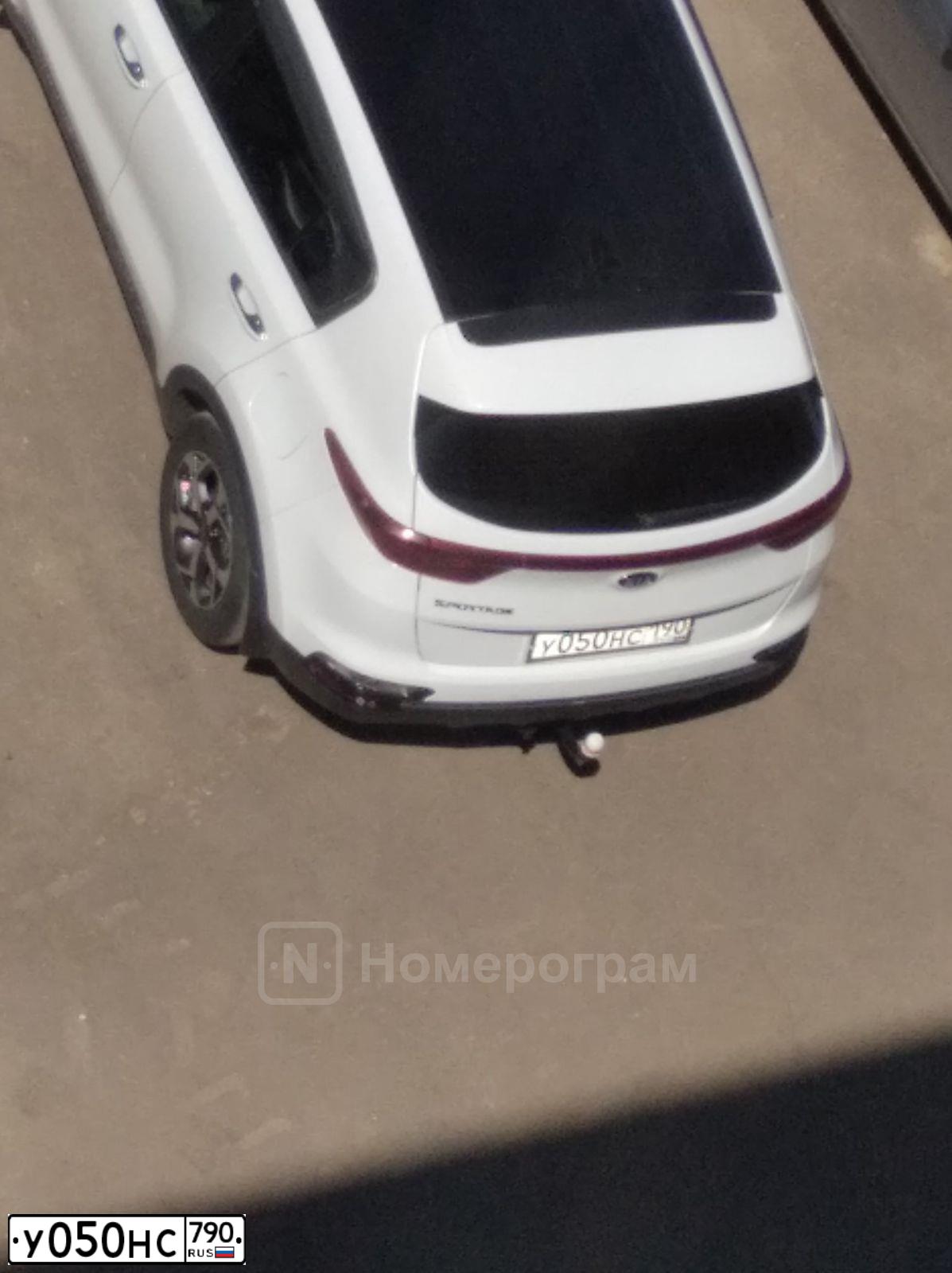 Фото автомобиля LADA 2112, 2007 — госномер У050НС790. Цвет: средний серо-зеленый металлик