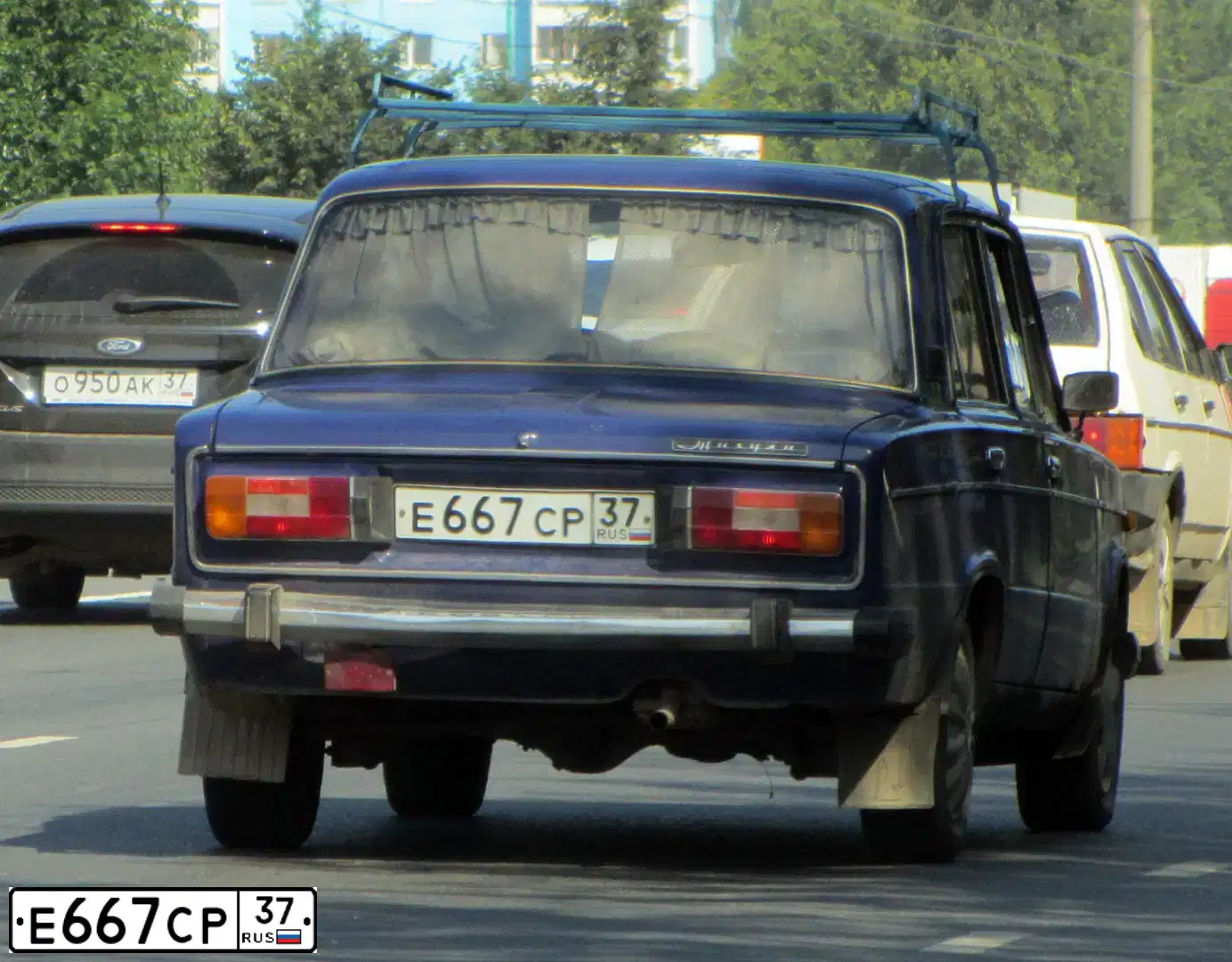 Фото автомобиля LADA 2106, 1998 — госномер Х047МЕ37