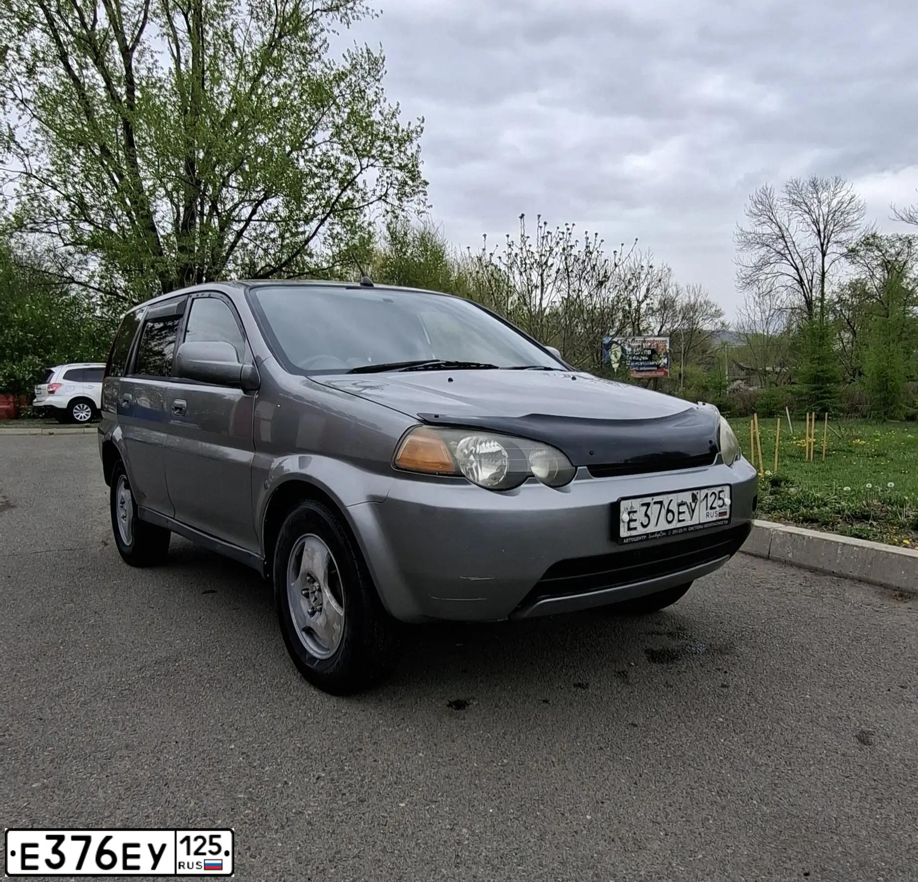 Фото автомобиля HONDA HR-V, 1999 — госномер Е376ЕУ125