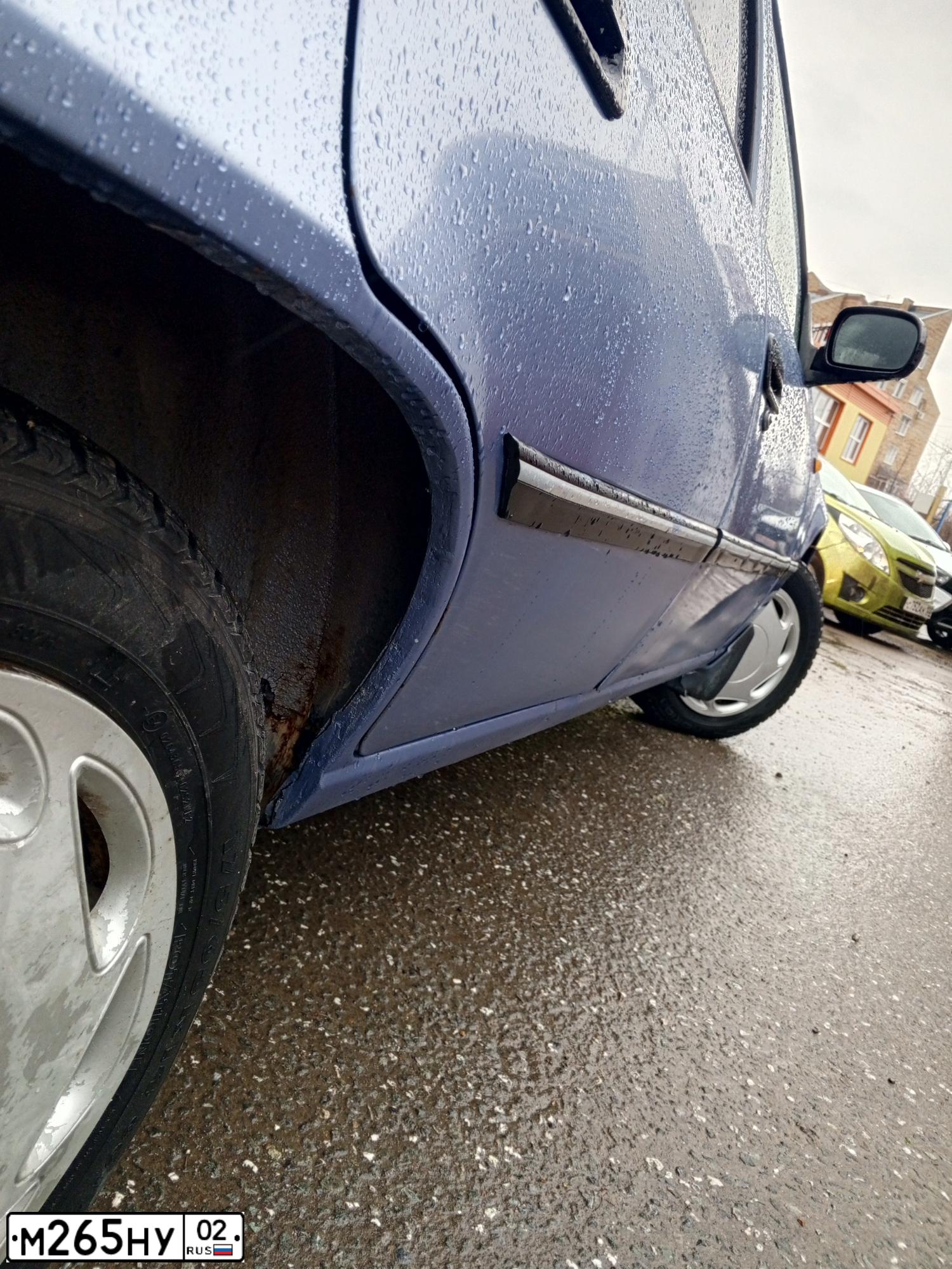 Фото автомобиля DAEWOO NEXIA, 2006 — госномер М986АУ702. Цвет: Перламутрово-голубой