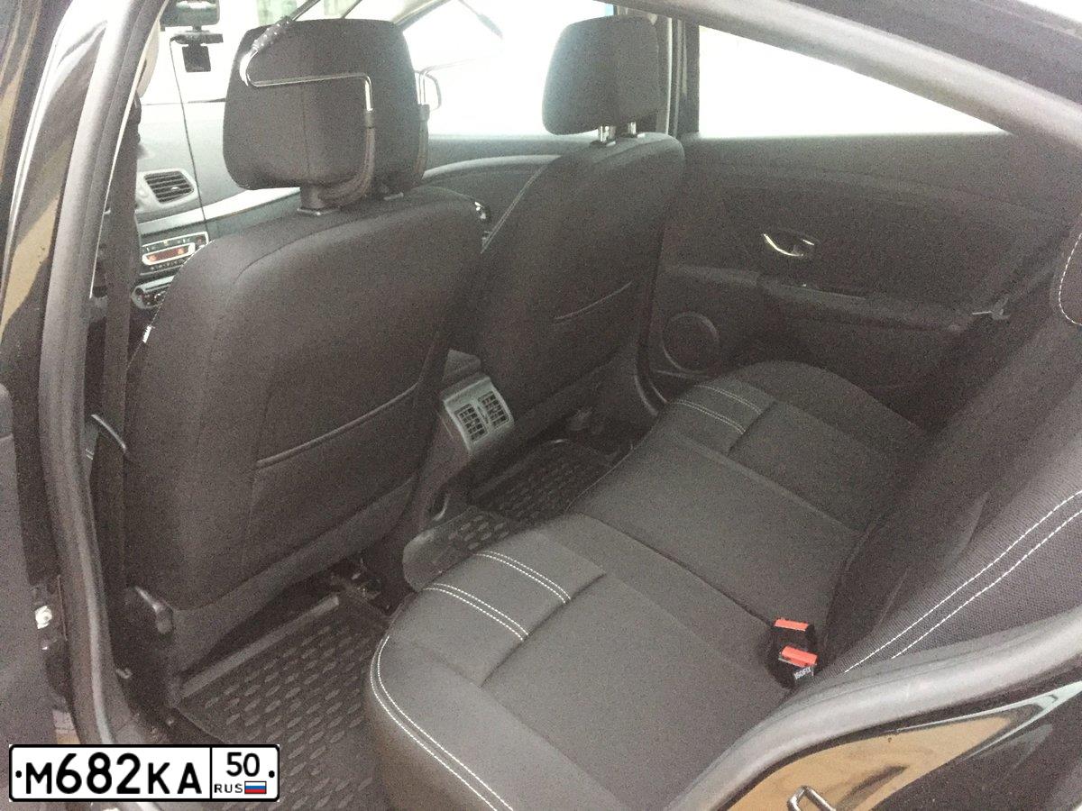 Фото автомобиля RENAULT FLUENCE, 2013 — госномер Х020УО777. Цвет: ЧЕРНЫЙ