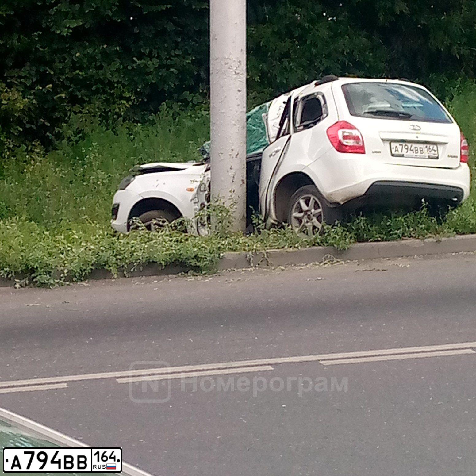 Фото автомобиля LADA 2194 KALINA, 2014 — госномер А794ВВ164. Цвет: Белый