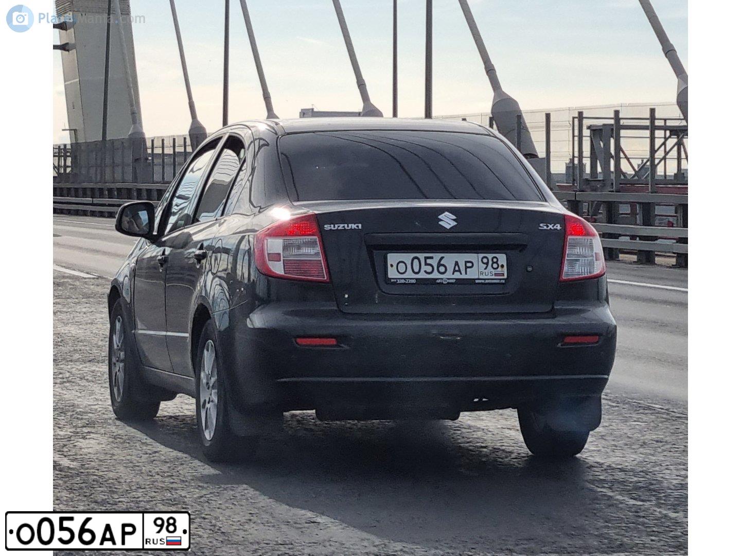 Фото автомобиля SUZUKI SX 4, 2008 — госномер О056АР98. Цвет: ЧЕРНЫЙ