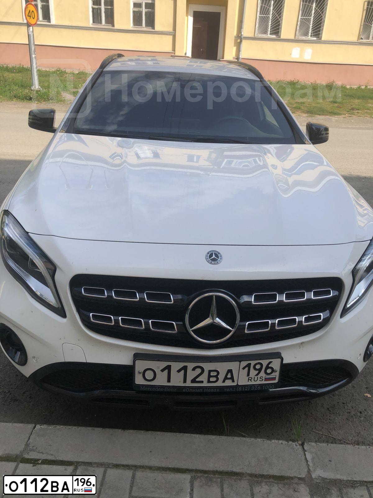 Фото автомобиля MERCEDES GLA-KLASSE, 2019 — госномер О112ВА196. Цвет: БЕЛЫЙ