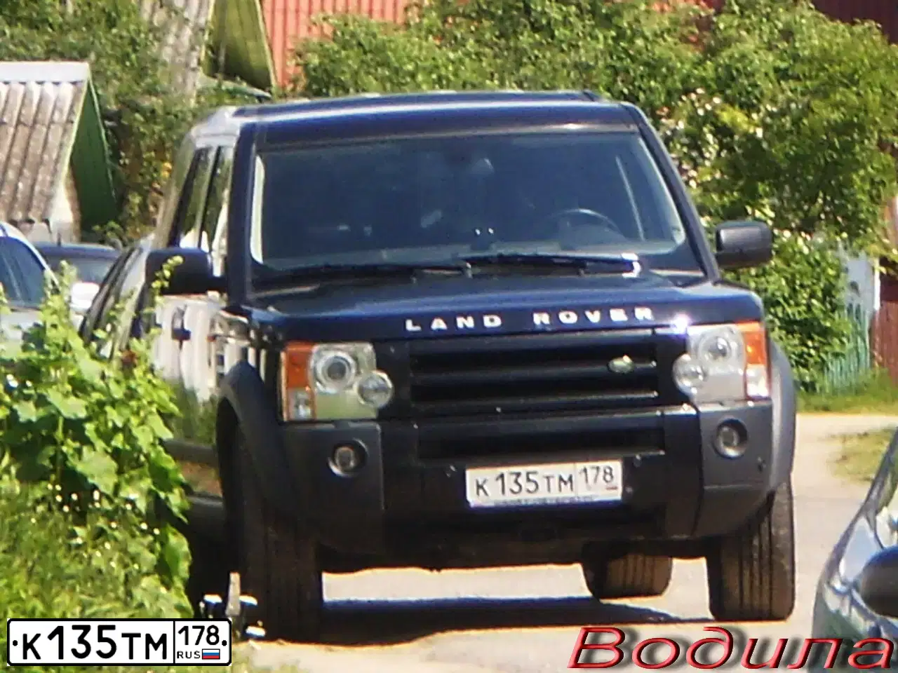 Фото автомобиля LANDROVER DISCOVERY, 2008 — госномер О353УЕ161. Цвет: ЧЕРНЫЙ