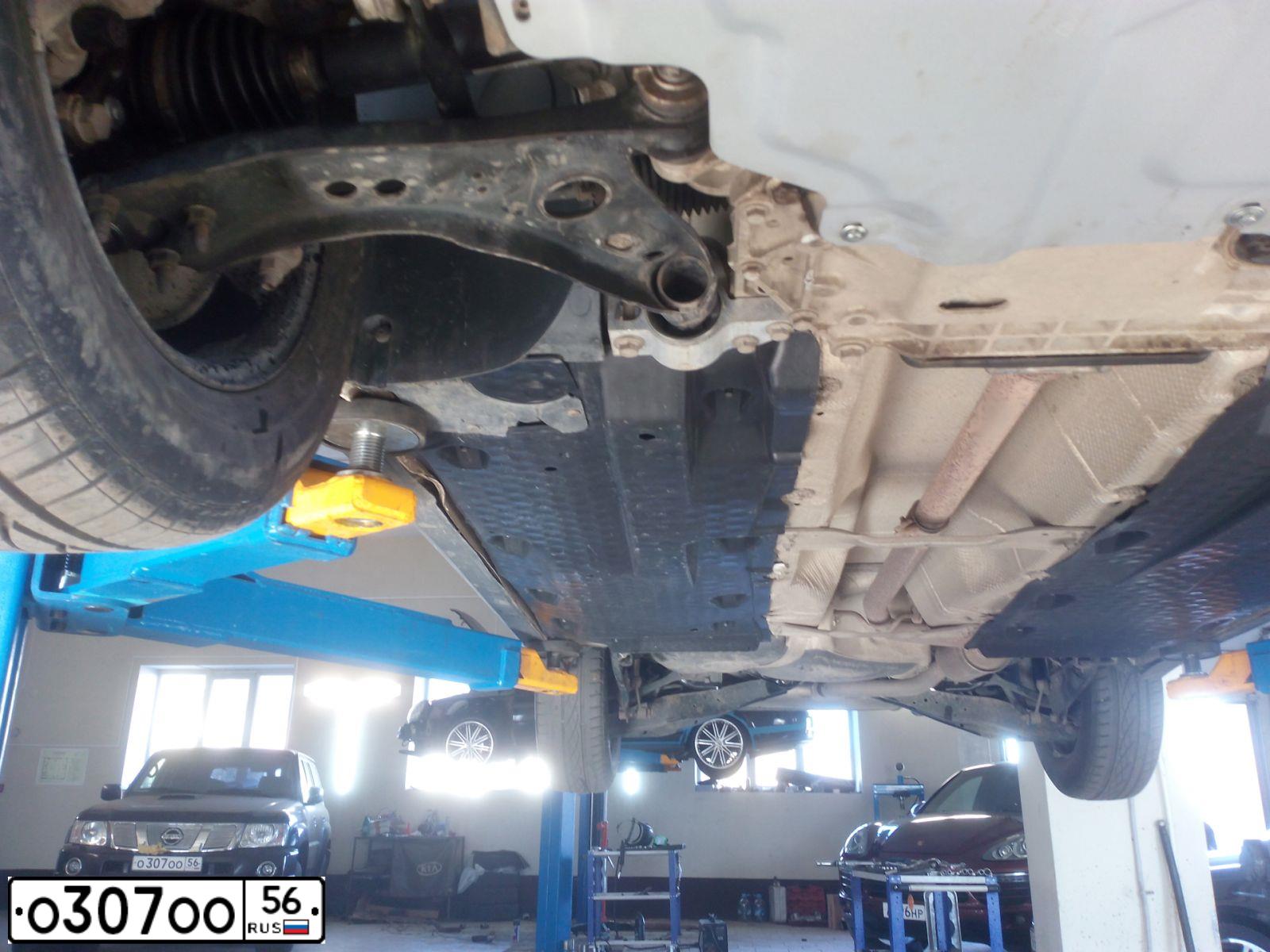 Фото автомобиля NISSAN PATROL, 2008 — госномер Р222РР56. Цвет: ЧЕРНЫЙ