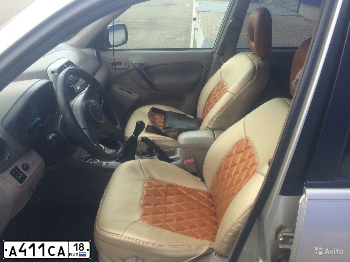 Фото автомобиля TOYOTA RAV4, 2001 — госномер А411СА18. Цвет: Серебристый