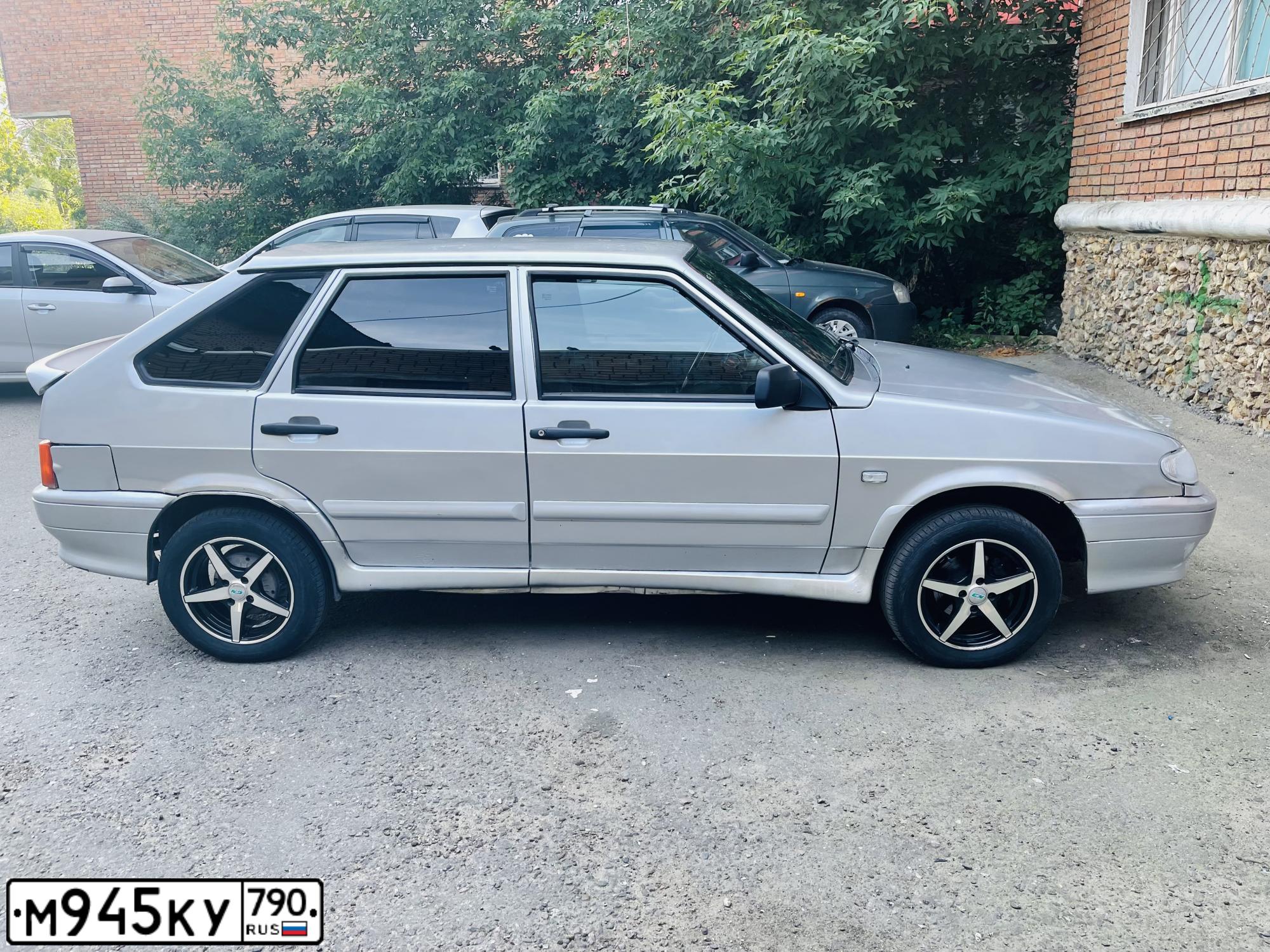 Фото автомобиля LADA 2114 SAMARA, 2010 — госномер Р531ТЕ790. Цвет: СВЕТЛО-СЕРЫЙ