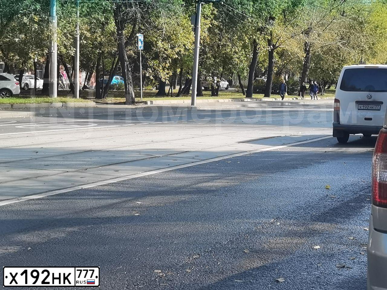 Фото автомобиля INFINITI QX70 /FX/, 2014 — госномер А907ОН790. Цвет: ЧЕРНЫЙ