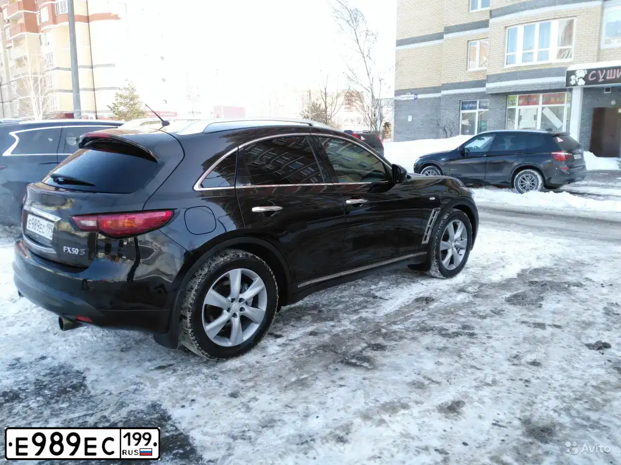 Фото автомобиля INFINITI Q60, 2018 — госномер Е989ЕС199. Цвет: КРАСНЫЙ
