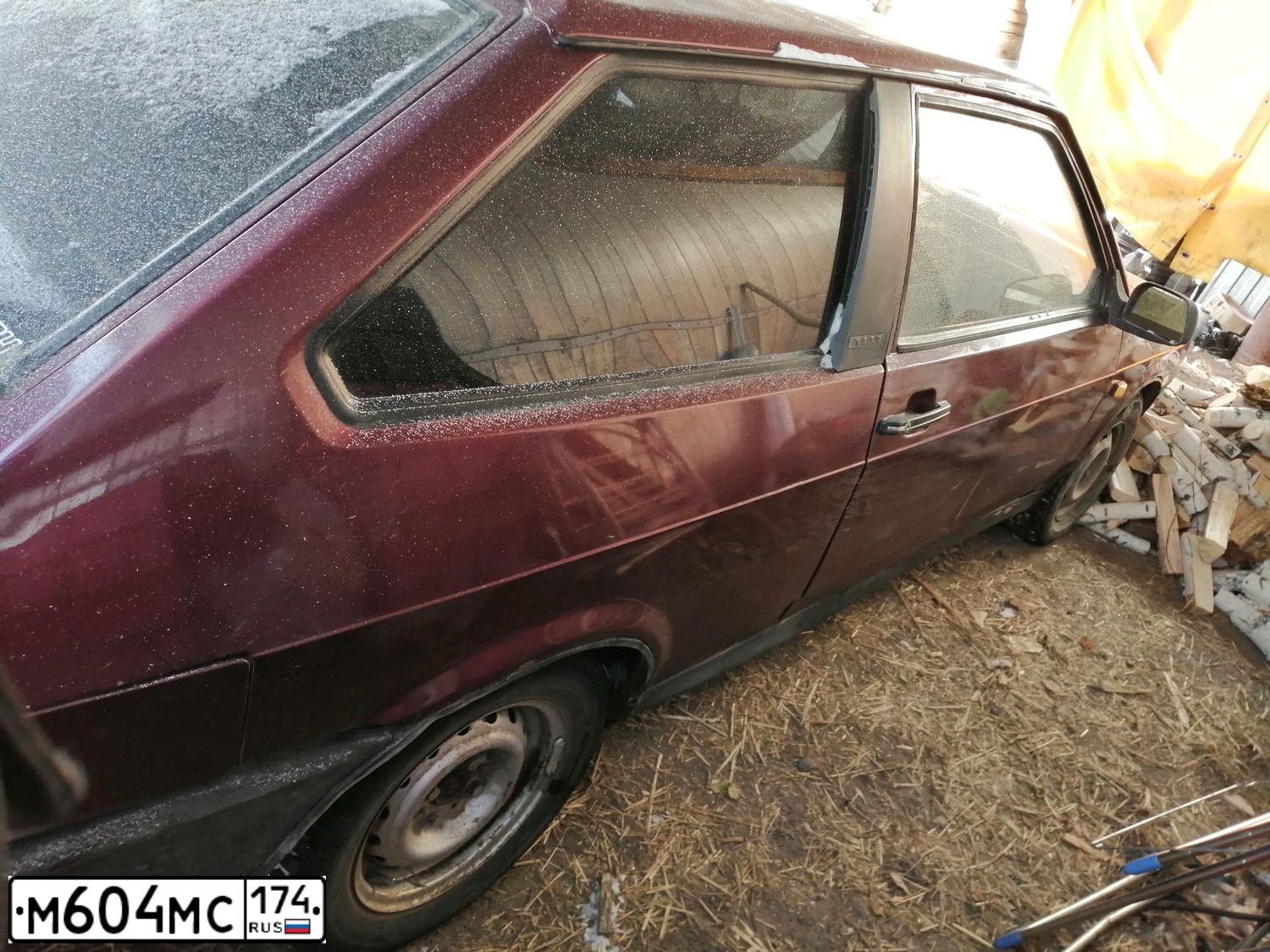Фото автомобиля LADA 2108 SAMARA, 2000 — госномер М604МС174. Цвет: СЕРЕБРИСТО-КРАСНЫЙ