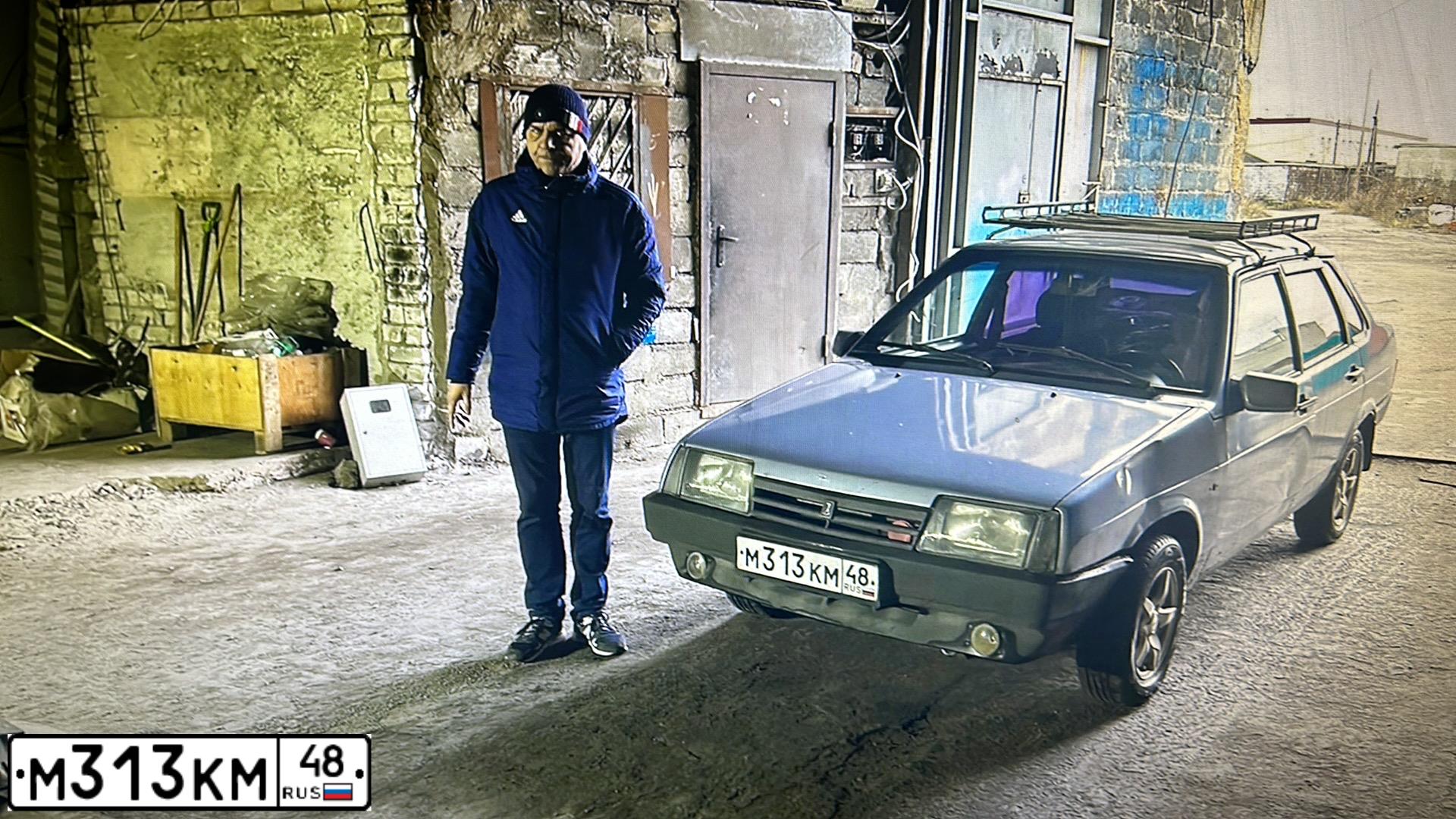 Фото автомобиля LADA 2109 SAMARA, 2002 — госномер М313КМ48. Цвет: СЕРЕБР.ГОЛУБОЙ