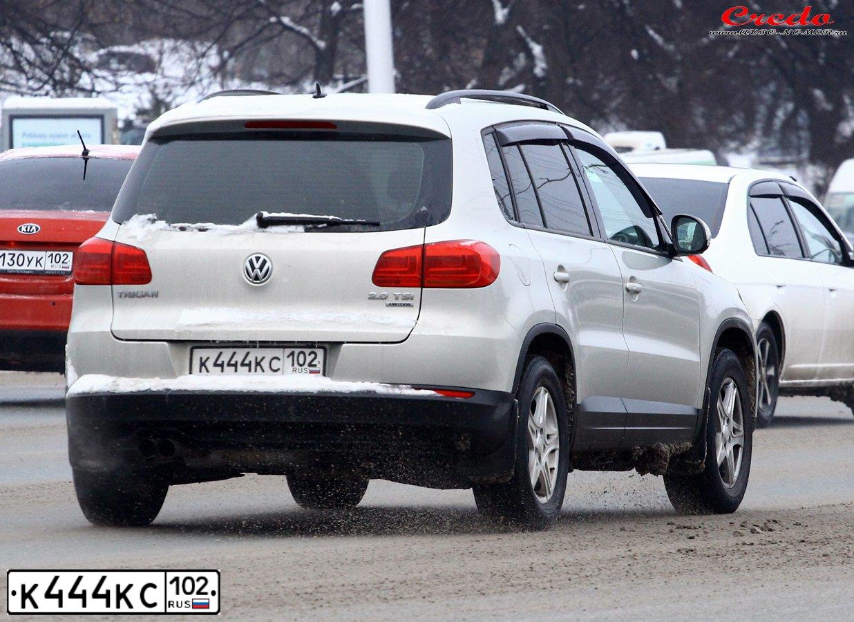 Фото автомобиля VOLKSWAGEN TIGUAN, 2014 — госномер К444КС102. Цвет: СЕРЕБРИСТО-ЖЕЛТЫЙ