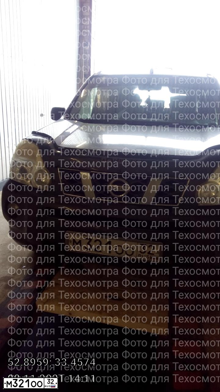 Фото автомобиля NISSAN X-TRAIL, 2008 — госномер М321ОО32. Цвет: ЧЕРНЫЙ