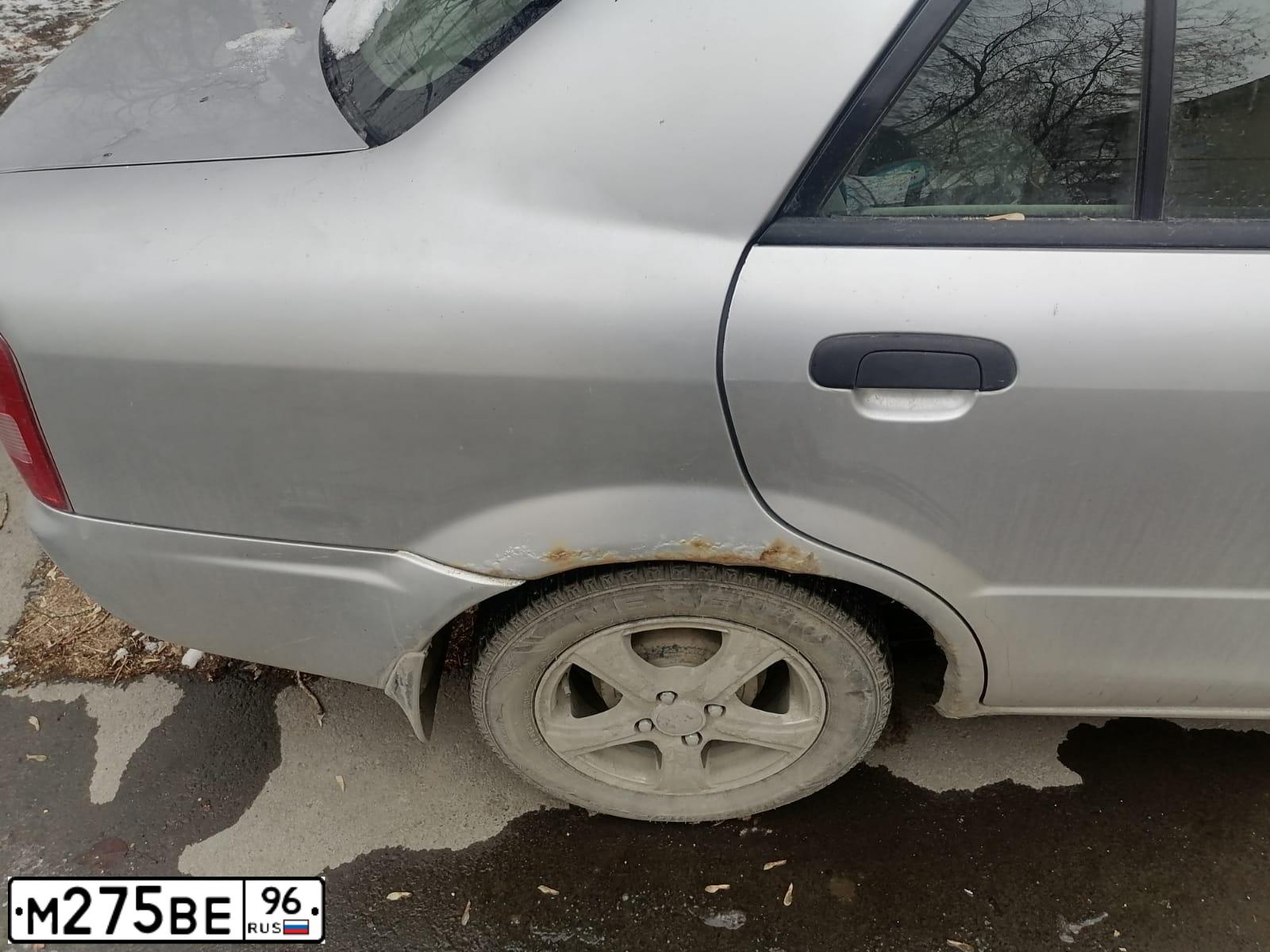 Фото автомобиля MAZDA FAMILIA, 2002 — госномер Е626ЕК774
