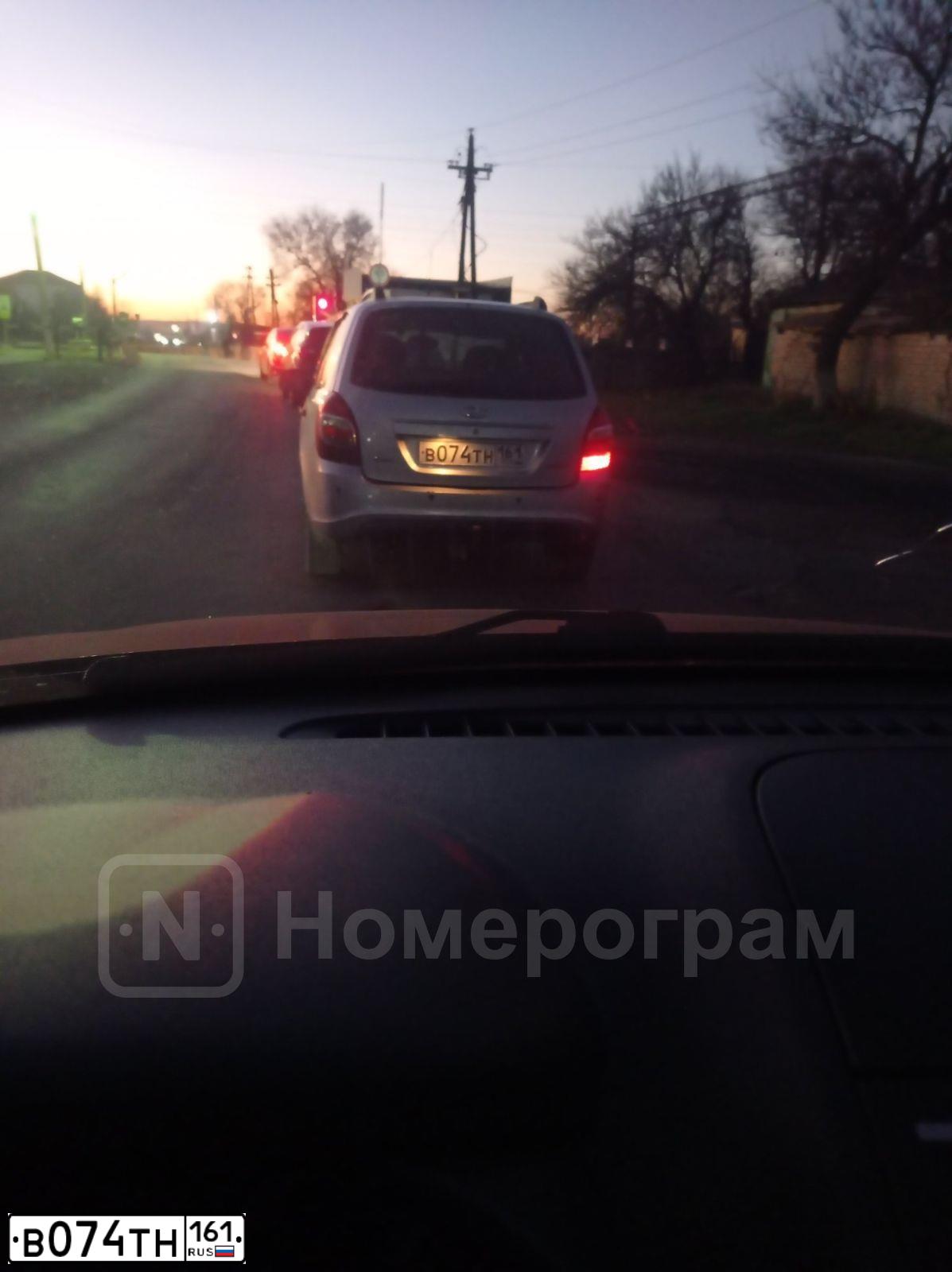 Фото автомобиля LADA 2194 KALINA, 2014 — госномер Р232ЕУ750. Цвет: ГОЛУБОЙ
