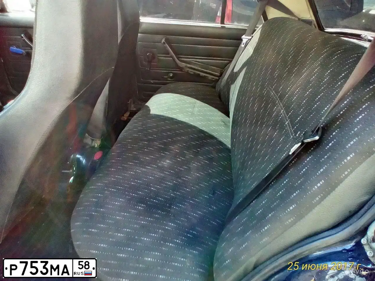 Фото автомобиля LADA 2107 LADA, 2010 — госномер О741РУ60. Цвет: Сине-Черный