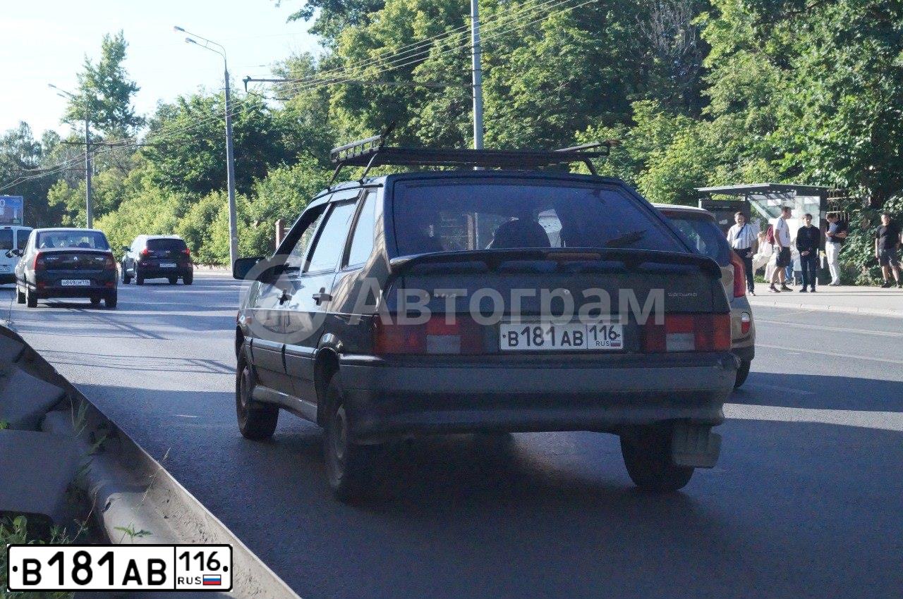 Фото автомобиля LADA 2114 SAMARA, 2006 — госномер В181АВ116. Цвет: ГРАФИТОВЫЙ МЕТАЛЛИК