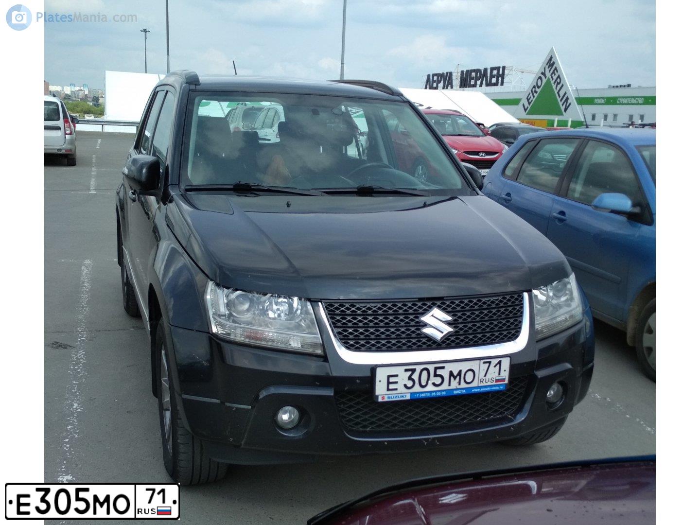 Фото автомобиля SUZUKI /GRAND/ VITARA, 2010 — госномер Е305МО71. Цвет: ЧЕРНЫЙ