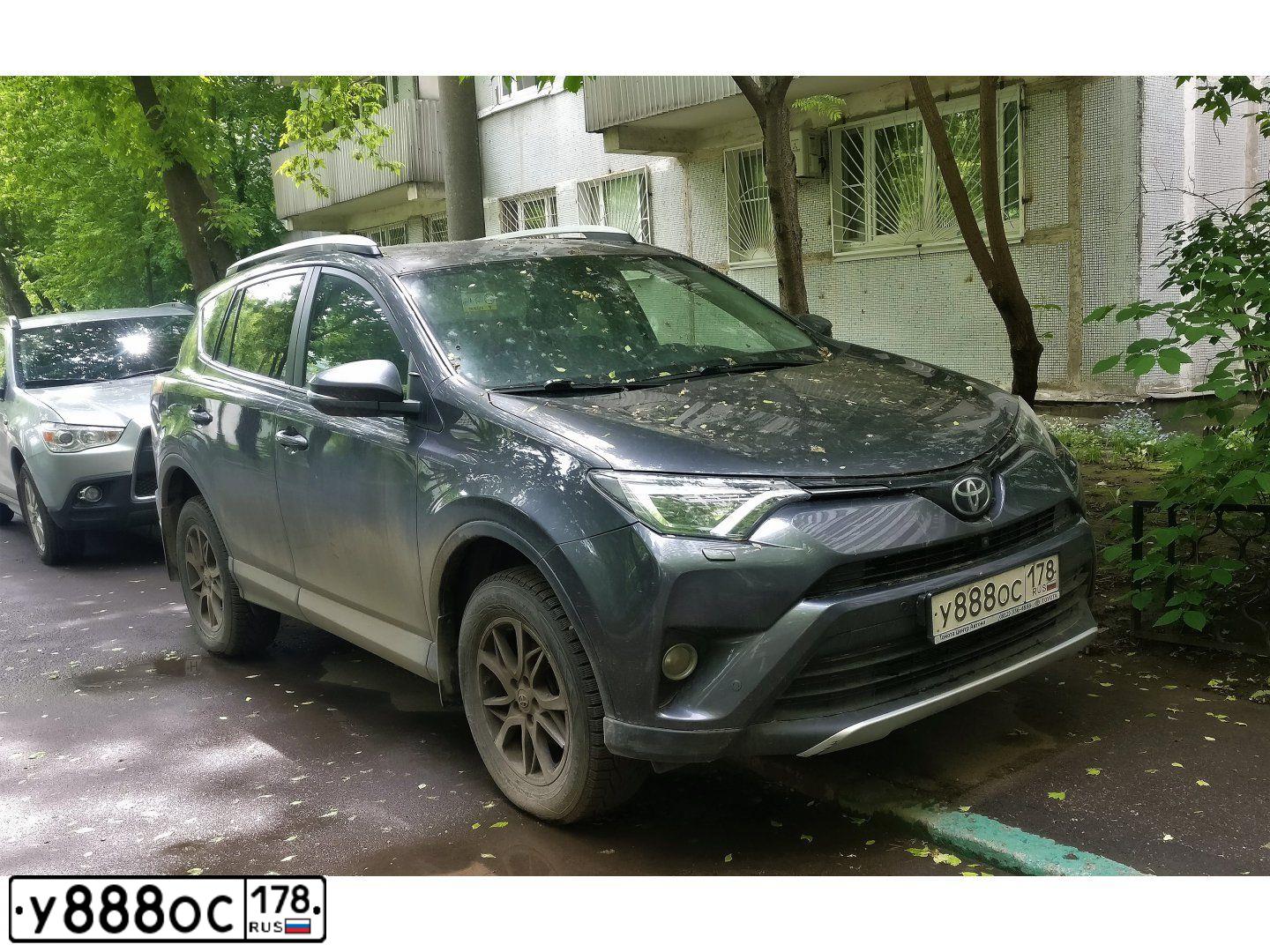 Фото автомобиля BMW 320, 2016 — госномер К061СМ198