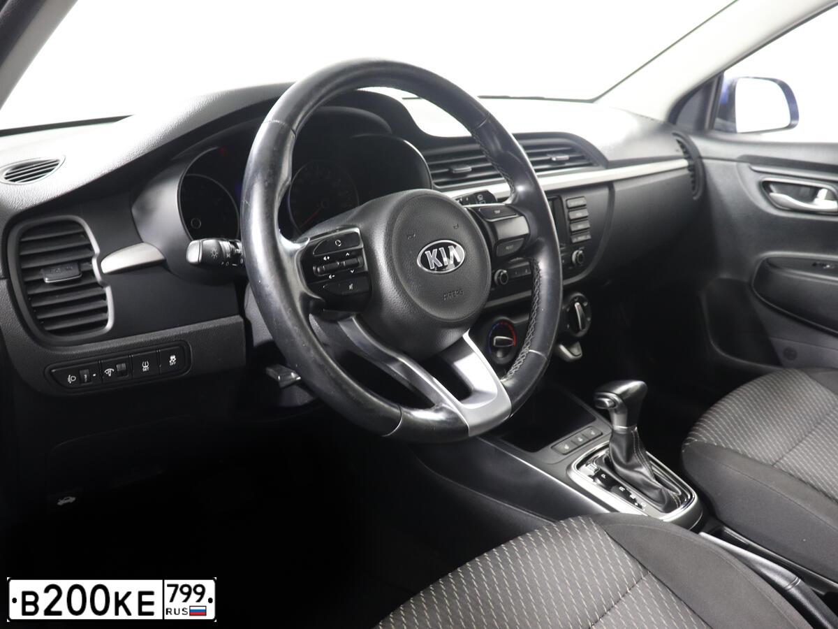 Фото автомобиля KIA RIO, 2018 — госномер О075АХ716. Цвет: синий