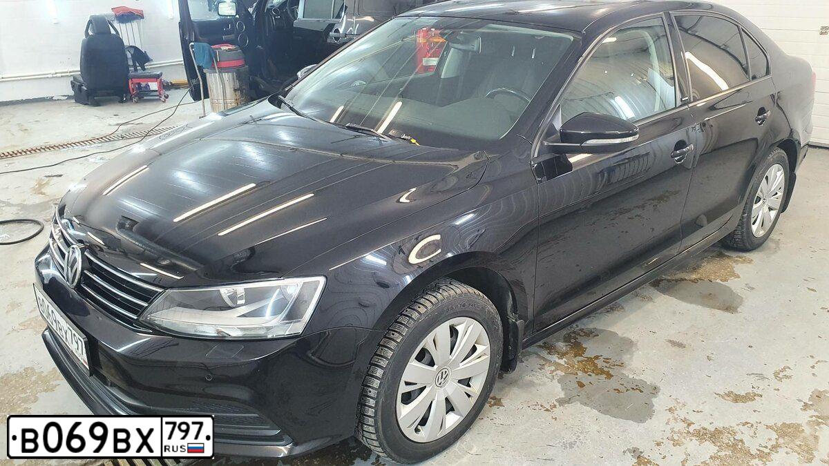 Фото автомобиля VOLKSWAGEN JETTA, 2016 — госномер В069ВХ797. Цвет: ЧЕРНЫЙ