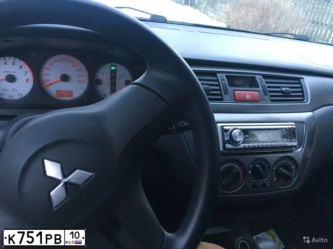 Фото автомобиля MITSUBISHI LANCER, 2007 — госномер М439ОУ10. Цвет: синий