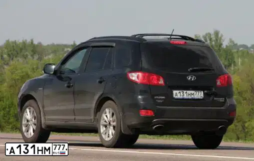 Фото автомобиля HYUNDAI SANTA FE, 2008 — госномер А131НМ777. Цвет: ЧЕРНЫЙ