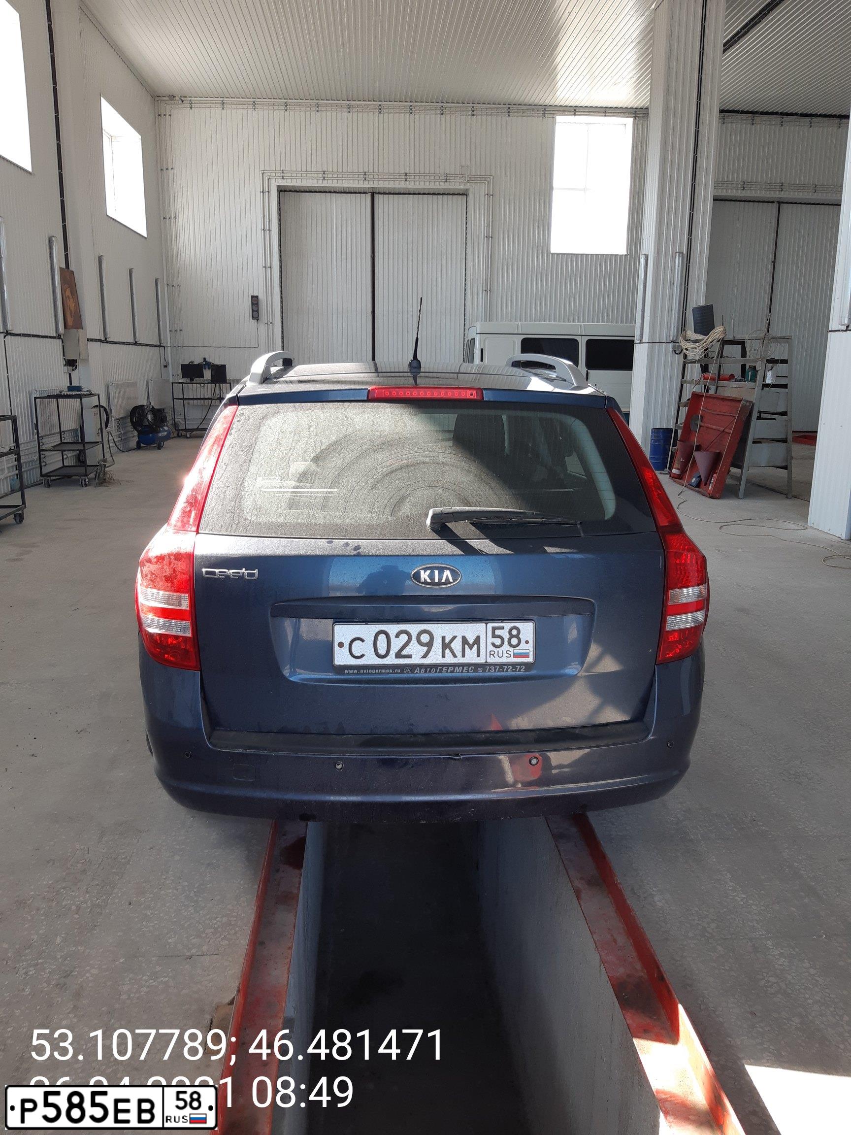 Фото автомобиля LADA PRIORA, 2010 — госномер Т115СН58. Цвет: СВЕТЛО-СЕРЕБРИСТЫЙ МЕТАЛЛ