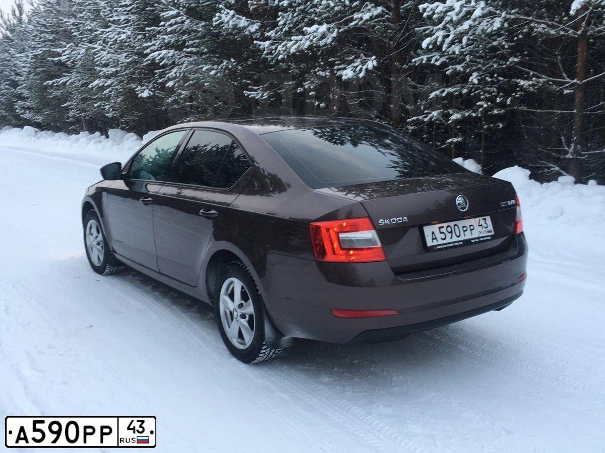 Фото автомобиля SKODA OCTAVIA, 2014 — госномер А590РР43. Цвет: Коричневый
