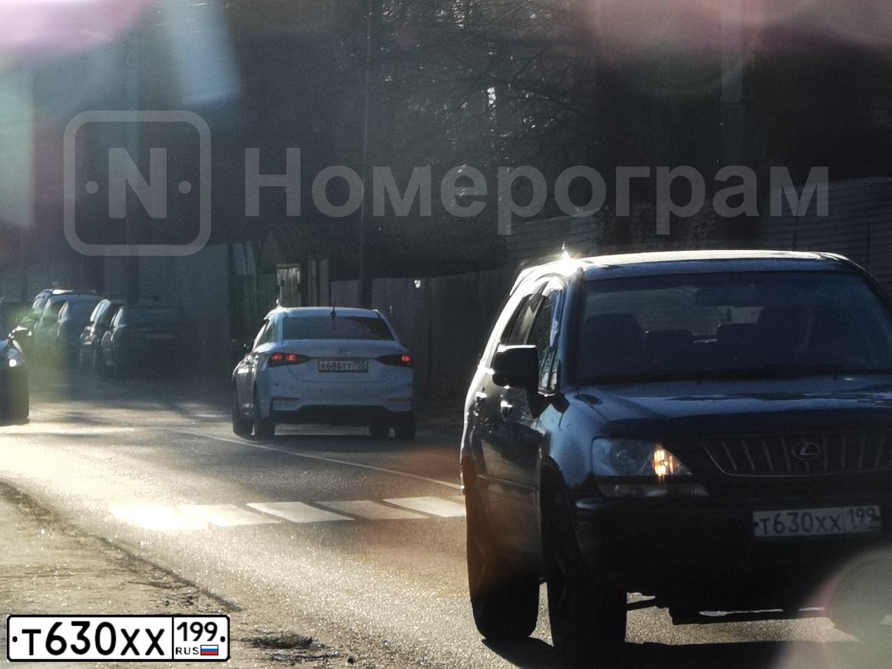 Фото автомобиля LEXUS RX, 2001 — госномер Х178ОН37